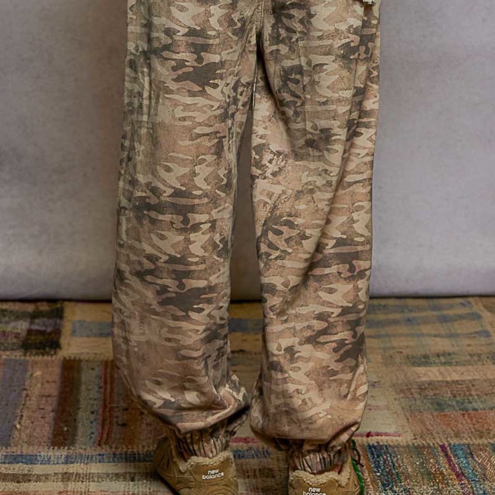 New POL Relaxed Fit Jogger Pants French Terry Camo Patchwork Elastic Waist Roomy - Picture 10 of 10